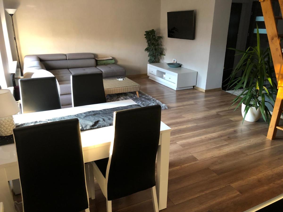 Apartament Moniuszki Kędzierzyn-Koźle Exterior foto